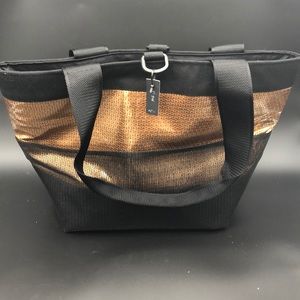 Ladies jayna tote NWT copper black combo